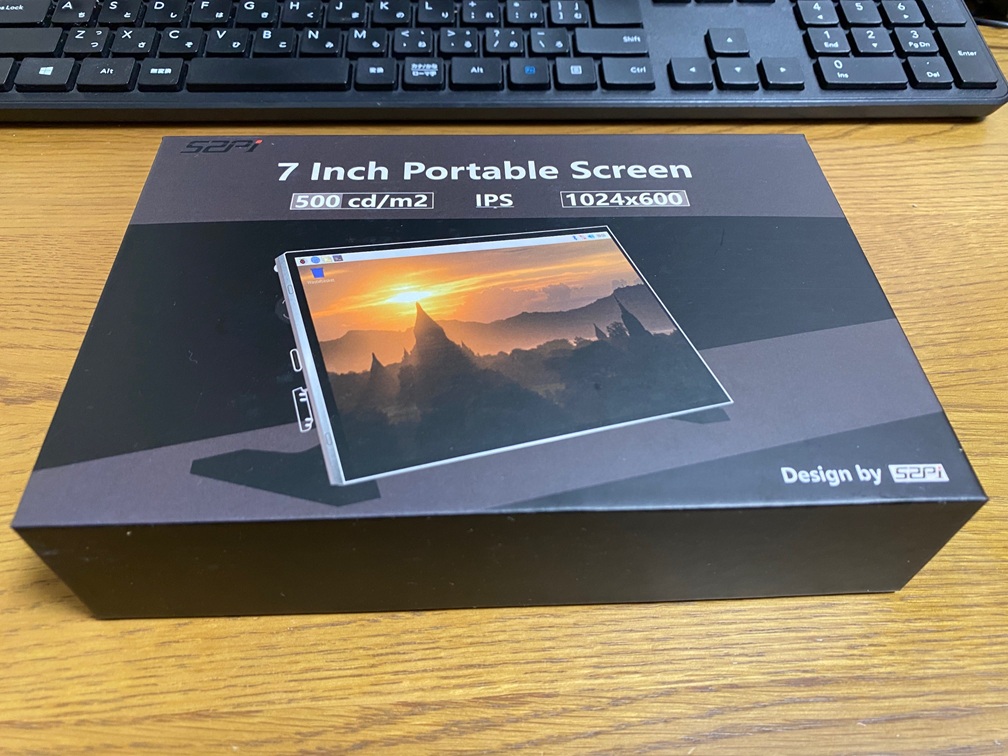 ラズベリーパイのオーディオにタッチパネルを付ける写真