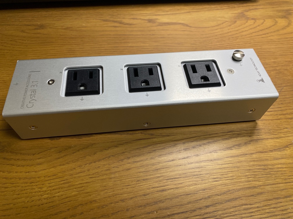 オーディオ用電源タップKOJO CRYSTAL3.1